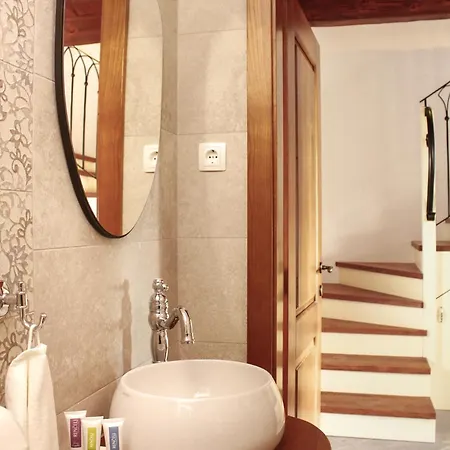 Prosciutto Kingdom - Kraljestvo Prsuta By Prsutarna Scuka Lejlighed