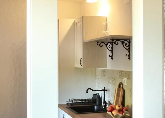 Prosciutto Kingdom - Kraljestvo Prsuta By Prsutarna Scuka