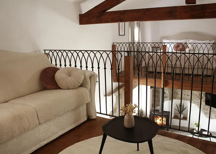 Prosciutto Kingdom - Kraljestvo Prsuta By Prsutarna Scuka Štanjel